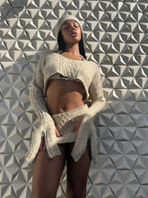 Load image into Gallery viewer, Long sleeve knit
